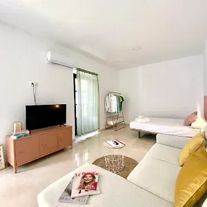 - Alameda Apartment